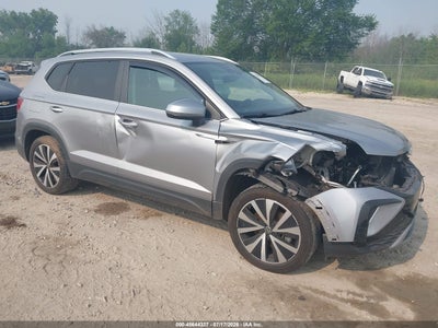 VOLKSWAGEN TAOS 2022