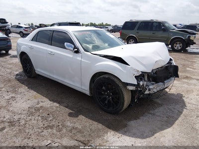 CHRYSLER 300 2018