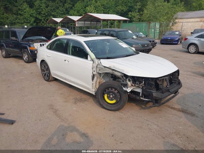 VOLKSWAGEN PASSAT 2020
