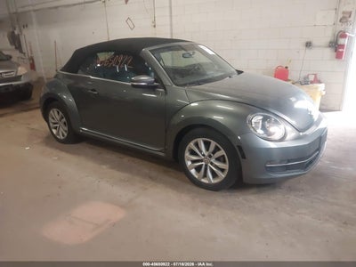 VOLKSWAGEN BEETLE 2013