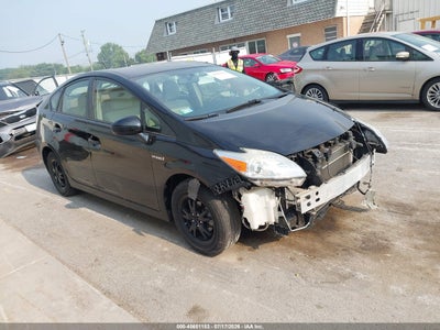 TOYOTA PRIUS 2014
