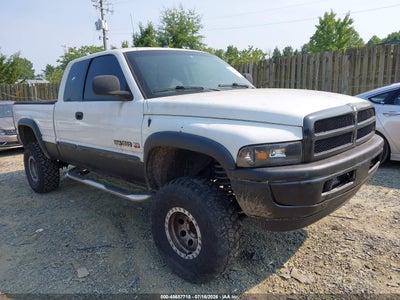 DODGE RAM 1500 2001