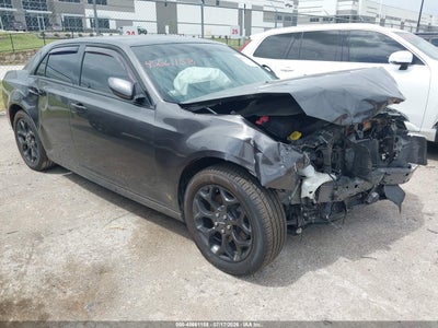 CHRYSLER 300 2021