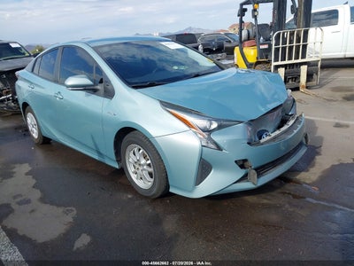 TOYOTA PRIUS 2016