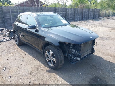 MERCEDES-BENZ GLC 300 2019
