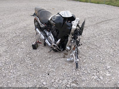 SUZUKI VZ1500 2009