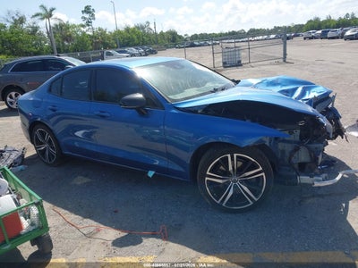 VOLVO S60 2021