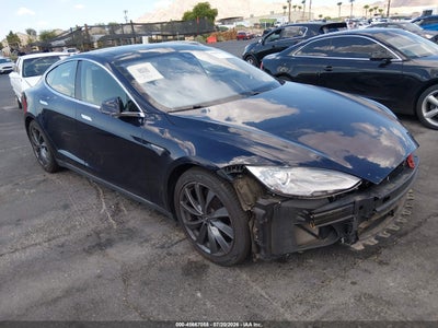 TESLA MODEL S 2015
