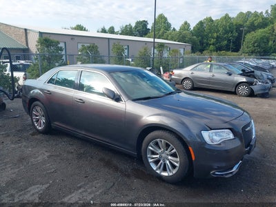 CHRYSLER 300 2019