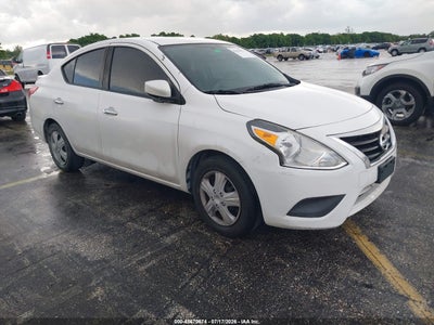 NISSAN VERSA 2019