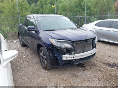 HONDA RIDGELINE 2017