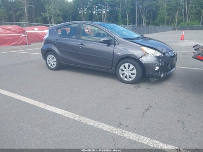 TOYOTA PRIUS C 2013