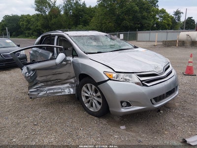 TOYOTA VENZA 2015