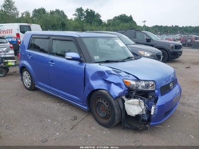 SCION XB 2010