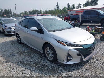 TOYOTA PRIUS PRIME 2019