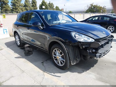 PORSCHE CAYENNE 2016