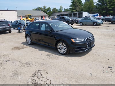 AUDI A3 E-TRON 2016