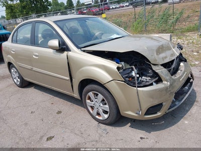 KIA RIO 2010