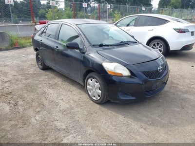 TOYOTA YARIS 2009