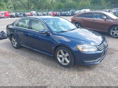 VOLKSWAGEN PASSAT 2012