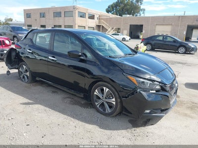 NISSAN LEAF 2021