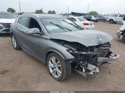 INFINITI QX30 2017