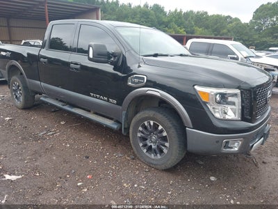 NISSAN TITAN XD 2017