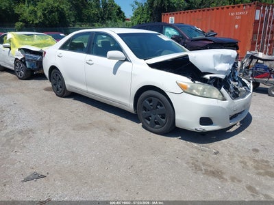 TOYOTA CAMRY 2011