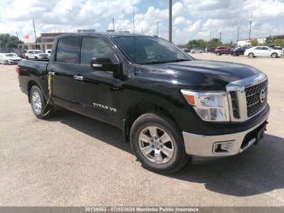NISSAN TITAN 5.6 SV CREW CAB 2018