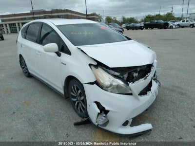 TOYOTA PRIUS V 2014