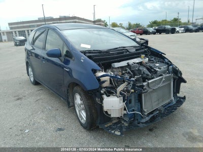 TOYOTA PRIUS V 2015