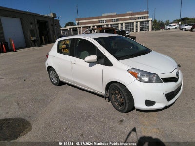 TOYOTA YARIS 2013