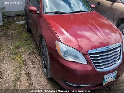 CHRYSLER 200 2013