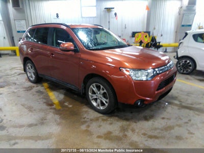 MITSUBISHI OUTLANDER 2014