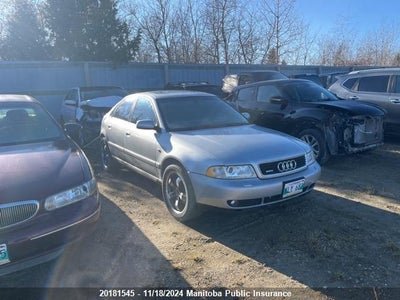 AUDI A4 2001