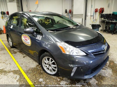 TOYOTA PRIUS V 2012