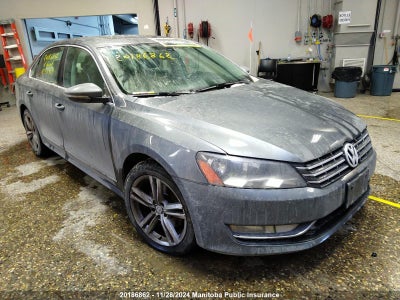 VOLKSWAGEN PASSAT 2.5 2012