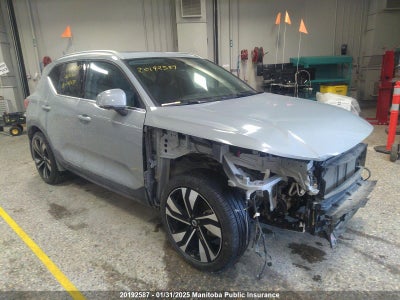 VOLVO XC40 ULTIMATE B5 2024