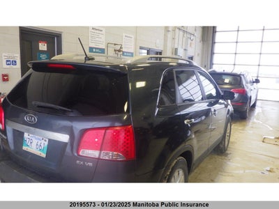 KIA SORENTO EX V6 2011