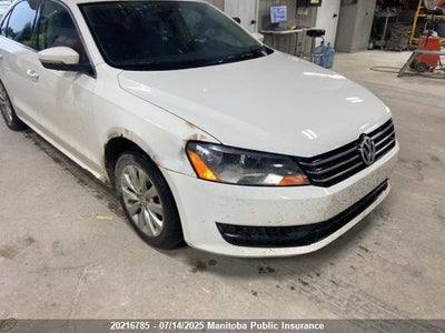 VOLKSWAGEN PASSAT 2015