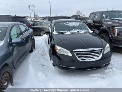 CHRYSLER 200 2013