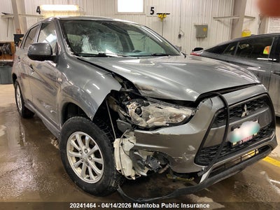 MITSUBISHI RVR 2013