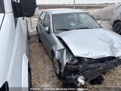 VOLKSWAGEN GOLF 2005