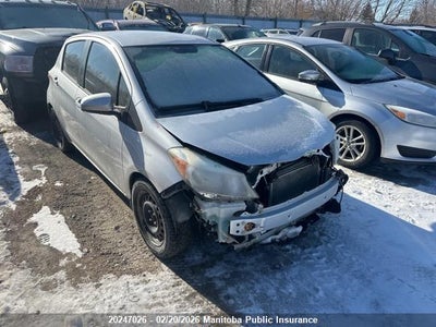 TOYOTA YARIS 2012