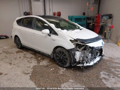 TOYOTA PRIUS V 2013