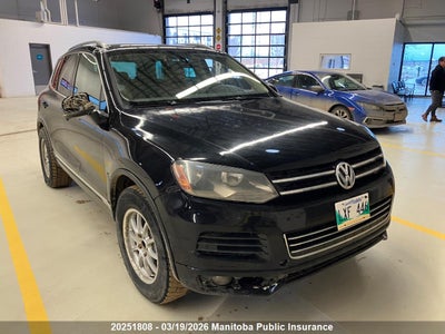 VOLKSWAGEN TOUAREG 2011