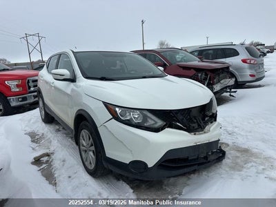 NISSAN QASHQAI 2017