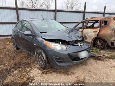 MAZDA 2 2012