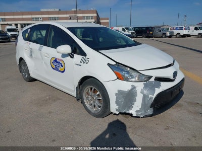 TOYOTA PRIUS V 2018