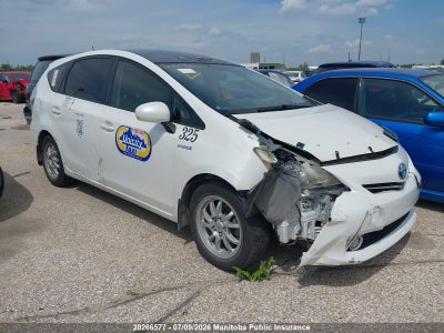 TOYOTA PRIUS V 2012